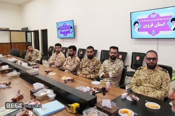 تجلیل از سربازان اداره کل حفظ آثار دفاع مقدس قزوین در روز ملی سرباز