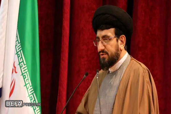 جهان نیازمند الگوهای دفاع مقدس است