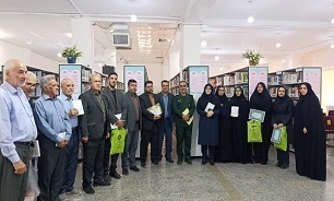 برگزاری نشست نقد و بررسی کتاب «هناسه» در خرم آباد+ عکس