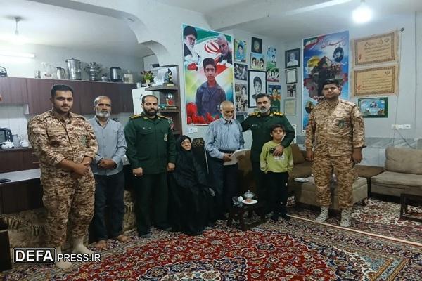 سرکشی از خانواده شهدا وظیفه و رسالت تمام مسئولان است
