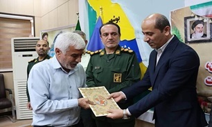 در طول تاریخ  جز صلابت، ایستادگی و مردانگی از ملت ایران دیده نشده است