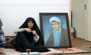 دیدار ائمه جمعه با مادران شهدای روحانیت شهرستان دیر