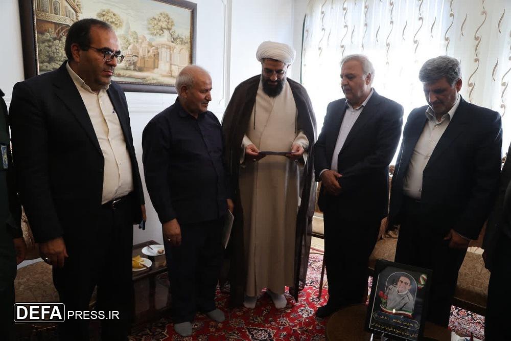 تجلیل نماینده ولی فقیه در استان همدان با خانواده شهدای آتش‌نشان + تصاویر