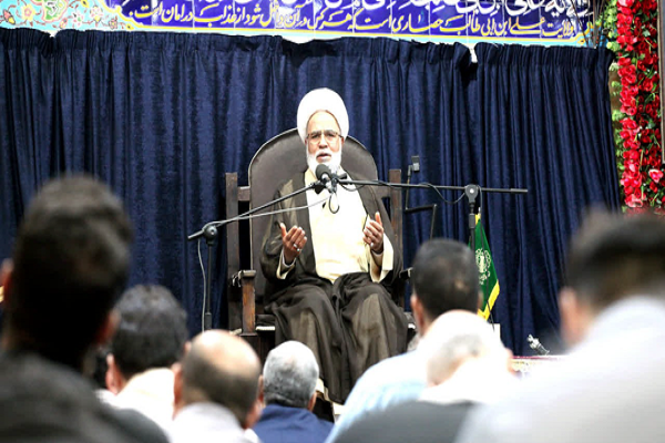 شهید نصرالله مایه عزت جهان اسلام است