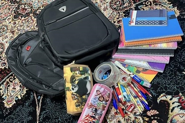 توزیع ۵۰۰ بسته کیف و نوشت‌افزار در سیرجان توسط کانون‌های خدمت رضوی