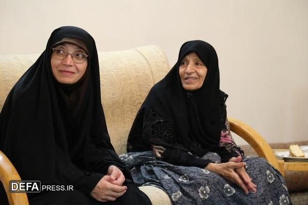 دیدار مدیر کل حفظ آثار استان گلستان با دو تن از بانوان پیشکسوت دفاع مقدس