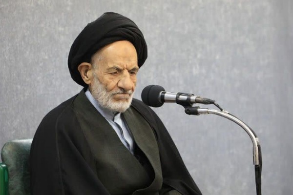 اولویت‌هایی که به جامعه آسیب می‌زند باید شناسایی شود