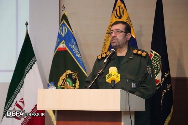 دفاع مقدس چشمه جوشان و زلال معرفت افزایی و معنویت افزایی بود
