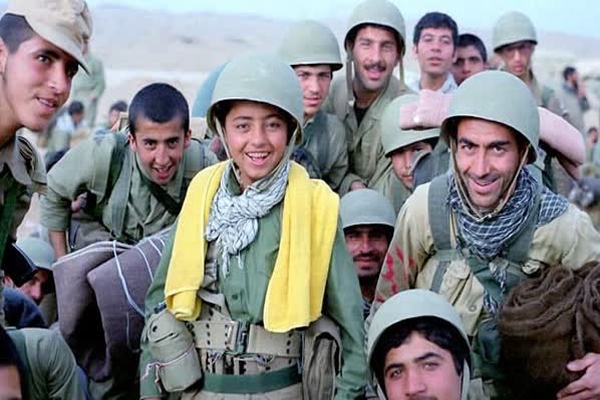 چهل سیزده ساله جاودانه؛ از کلاس درس تا خط مقدم