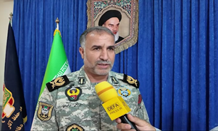 نیروهای مسلح با آمادگی و قدرت کامل مقابل دشمنان ایستاده است+ فیلم