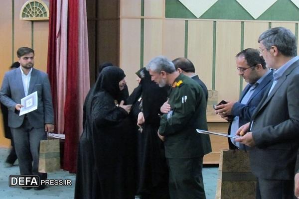 پروانه‌های بی نشان، فاتحان مهر وایثار تجلیل شدند+ تصاویر