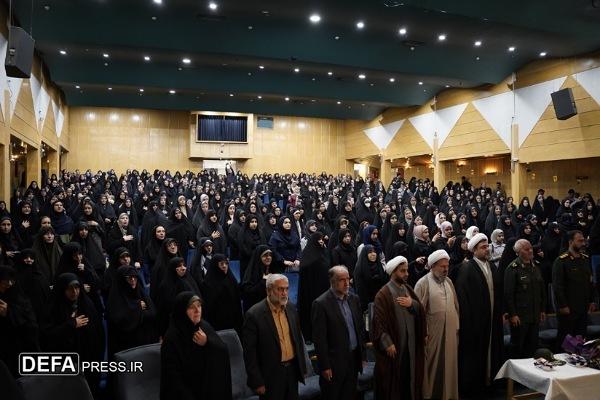 برگزاری نشست «بی‌کرانه‌ها» در همدان