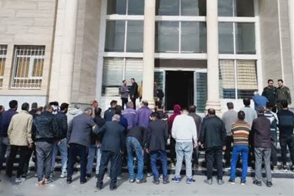 دستگیری ۳۲ قمارباز در عملیات غافلگیرانه پلیس اردبیل
