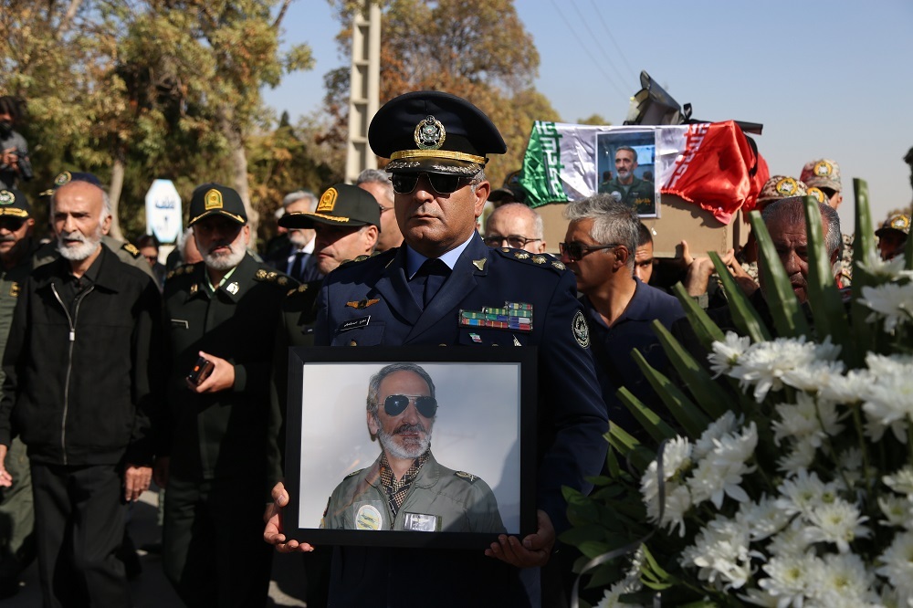 از آسمان، به آسمان