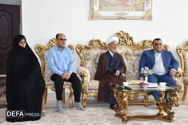 جانبازان یادگاران دوران دفاع مقدس و نماد ایثار و پایداری هستند