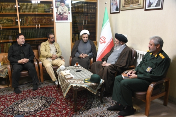 یکی از مهمترین وظایف بسیج اقشار، ترویج و توسعه امر نماز است یکی از مهمترین وظایف بسیج اقشار، ترویج و توسعه امر نماز است