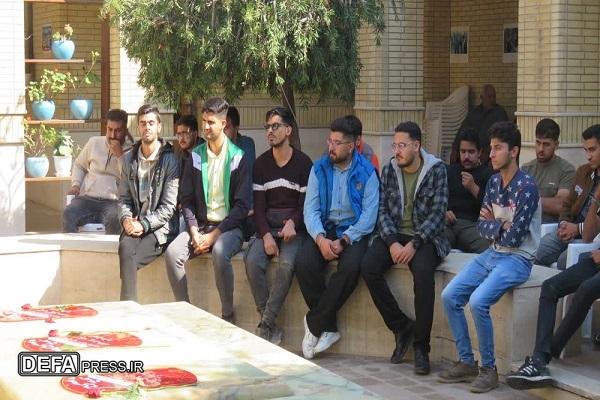 حضور دانشجویان اصفهانی در موزه دفاع مدس و مقاومت مازندران+ تصاویر