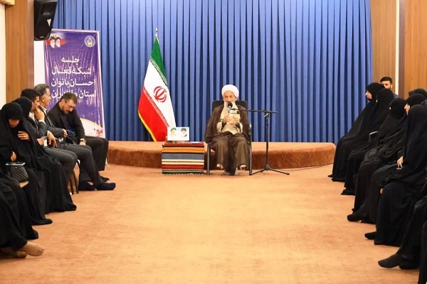 تصاویر/ جلسه شبکه فعال احسان بانوان کمیته امداد امام خمینی مازندران