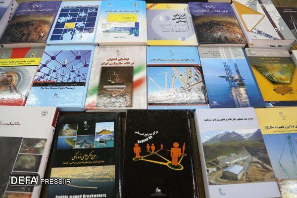 روایت حماسهٔ گردان ۴۰۸ غواص در نشست ادبی دفاع‌مقدس کرمان+تصاویر