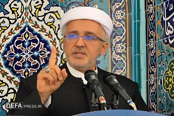 امام‌جمعه بانه: ملت ایران با تکیه بر ایمان و رهبری هرگز تسلیم نمی‌شود