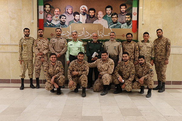 دیدار صمیمانه سردار ادیبی با کارکنان وظیفه ادارهکل حفظ آثار دفاع مقدس و مقاومت البرز دیدار صمیمانه سردار ادیبی با کارکنان وظیفه ادارهکل حفظ آثار دفاع مقدس و مقاومت البرز