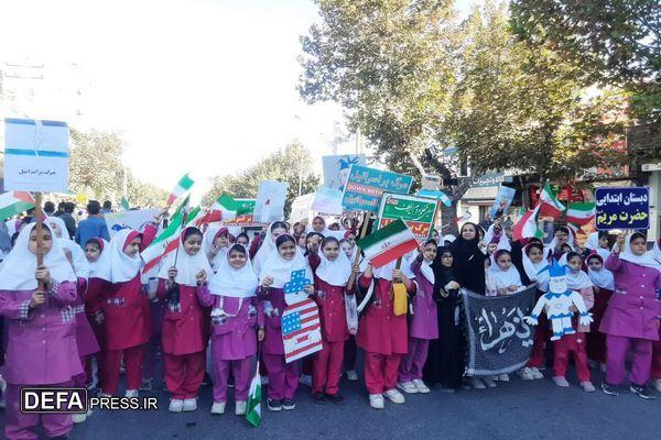 فریاد استکبار ستیزی دانش آموزان شرق گلستان + فیلم