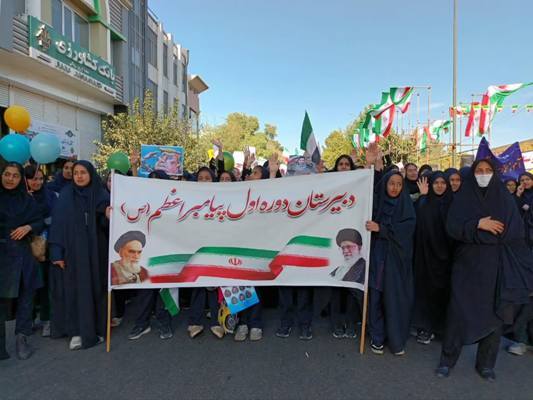 فریاد استکبارستیزی در دیار دارالمرحمه؛ سمنان یکپارچه در یوم‌الله ۱۳ آبان