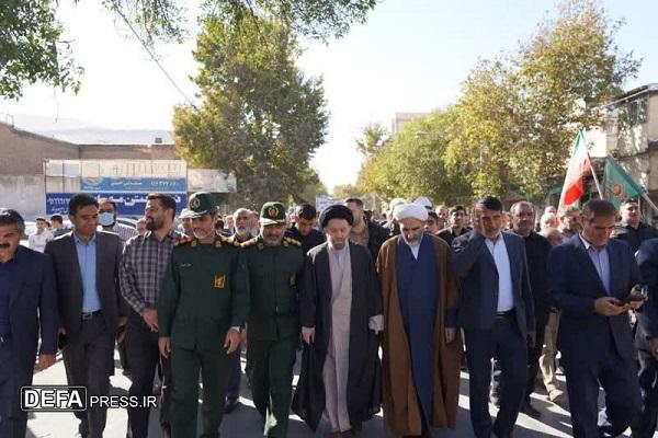 حجت الاسلام شاهرخی: ملت ایران در برابر استکبار همچنان استوار ایستاده است