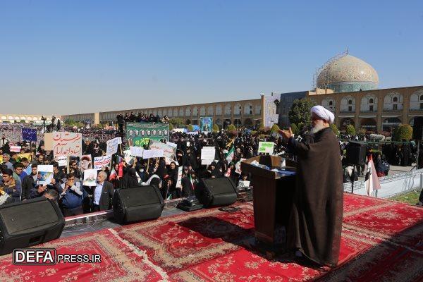 مراسم راهپیمایی روز ۱۳ آبان در اصفهان برگزار شد