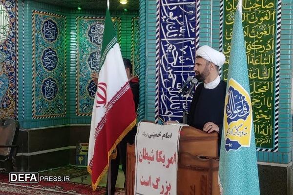 جامعه ولایی در برابر ظلم و تحریف تسلیم نمی‌شود