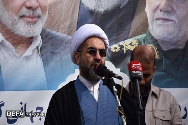 سیزده آبان تجلی عملی حق ملت ایران در تعیین سرنوشت و تثبیت کرامت انسانی است