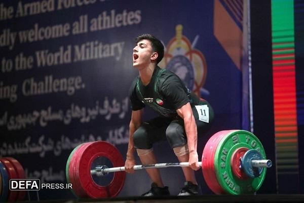 ۳ مدال برنز حاصل تلاش «محراب دواسری» در رقابتهای وزنهبرداری ارتشهای جهان ۳ مدال برنز حاصل تلاش «محراب دواسری» در رقابتهای وزنهبرداری ارتشهای جهان