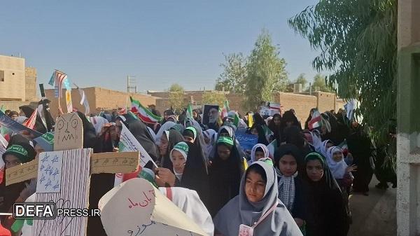 راهپیمایی ۱۳ آبان در زادگاه دانش آموز شهید «محمد حسین فهمیده» + تصاویر راهپیمایی ۱۳ آبان در زادگاه دانش آموز شهید «محمد حسین فهمیده» + تصاویر