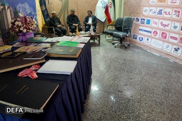 بازدید سرپرست خبرگزاری دفاعمقدس همدان از نمایشگاه مطبوعات «هگمتانه» + تصاویر بازدید سرپرست خبرگزاری دفاعمقدس همدان از نمایشگاه مطبوعات «هگمتانه» + تصاویر