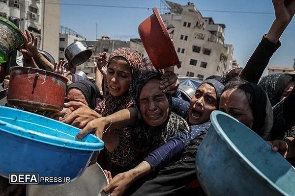 هاآرتص: «اسرائیل» همچنان مانع ورود کمک‌ها به غزه است