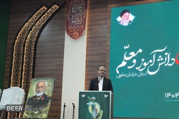 یادواره‌های شهدا، یک حرکت استراتژیک اجتماعی است