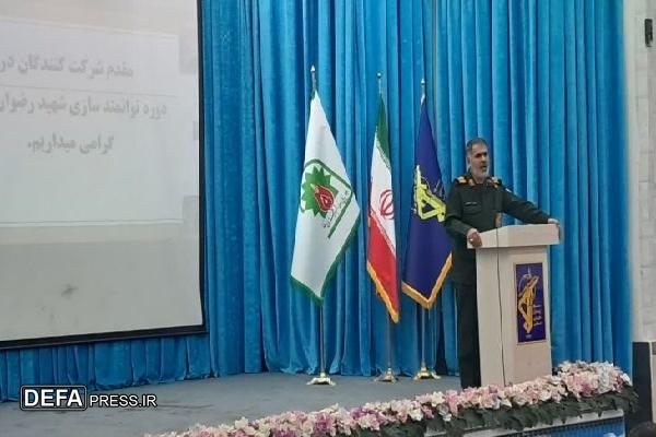 توانمندسازی جوانان زمینه‌ساز جامعه‌سازی و ضامن تداوم انقلاب است