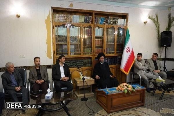 فضای سبز شاهرگ حیاتی شهر است فضای سبز شاهرگ حیاتی شهر است