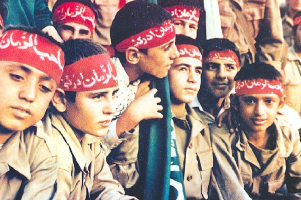 دانش آموزان ادامه دهنده مسیر علمی و اخلاقی شهدا باشند