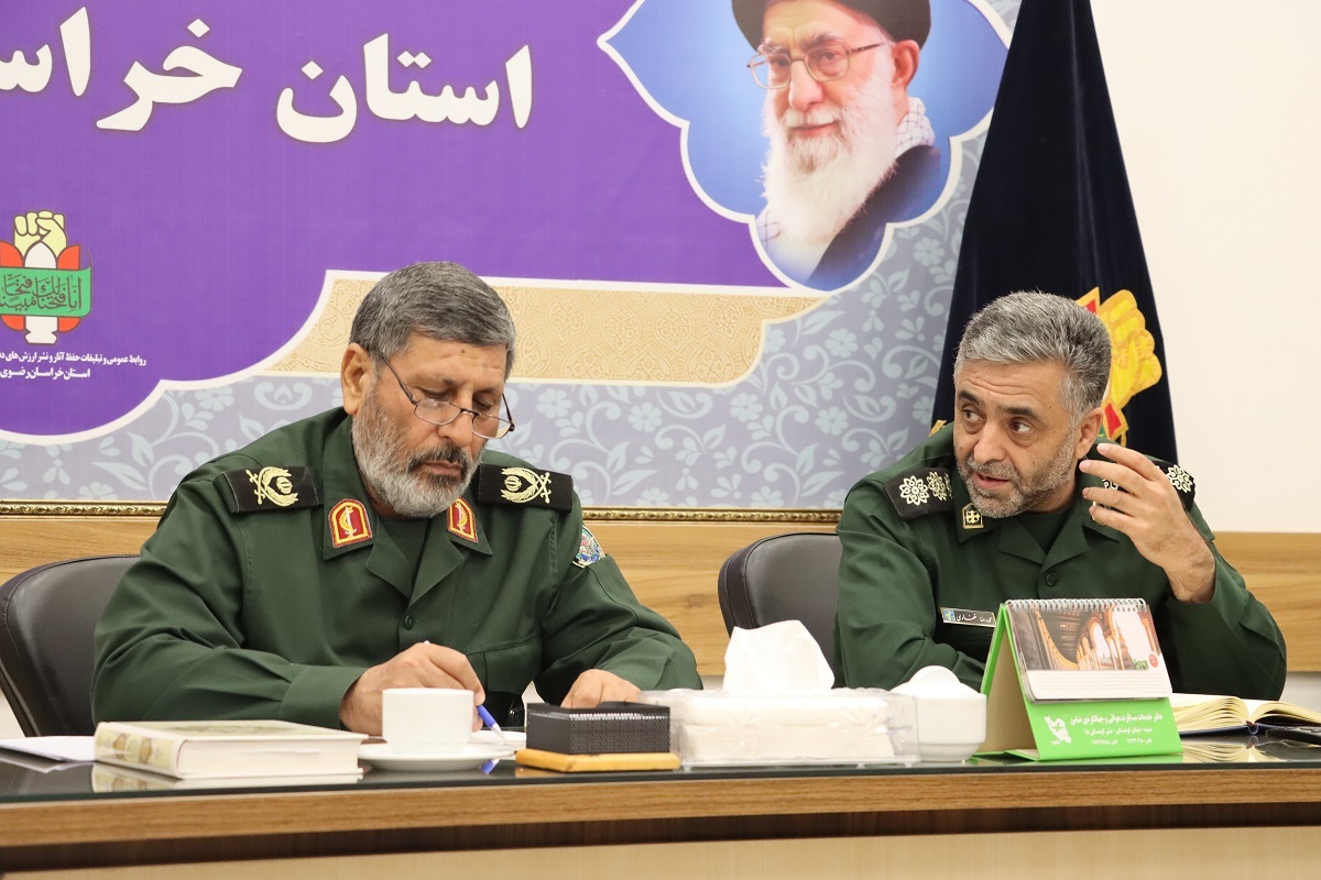 تصاویر/ نشست مشترک مدیرکل حفظ آثار و نشر ارزش‌های دفاع مقدس و مقاومت استان و معاون اجرایی سپاه امام رضا (ع)