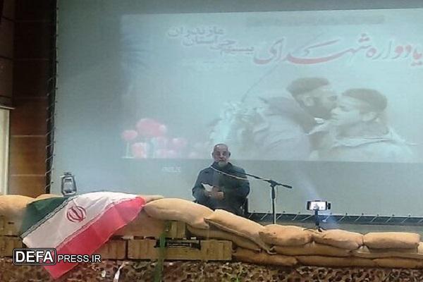 نقش بیبدیل ارتباطات در پیروزیهای دفاع مقدس؛ بیسیمچیها، قهرمانان گمنام جبههها نقش بیبدیل ارتباطات در پیروزیهای دفاع مقدس؛ بیسیمچیها، قهرمانان گمنام جبههها