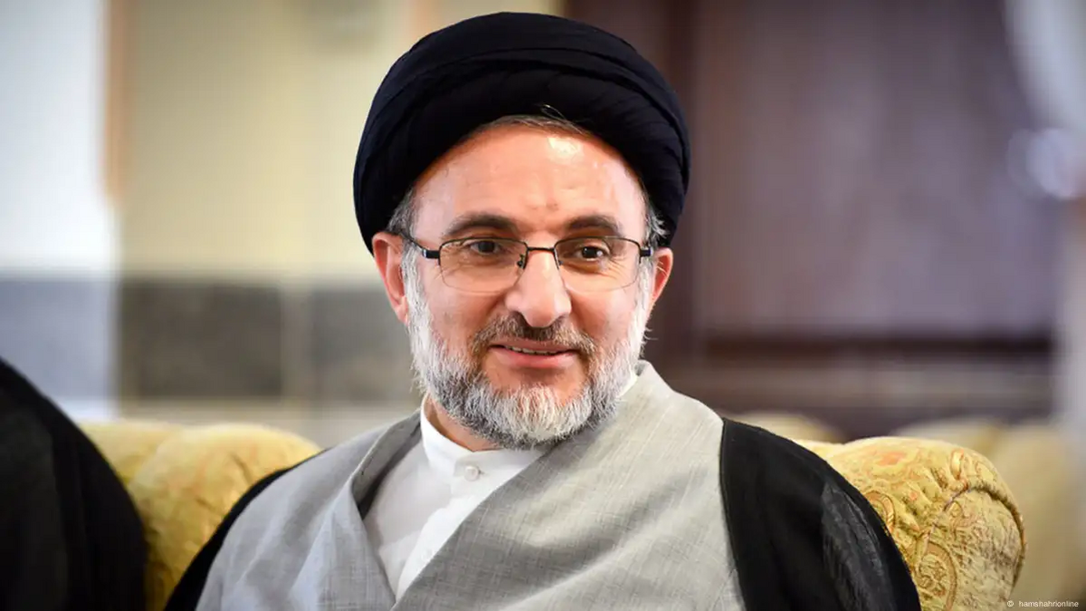 خاموشی: نخبگان نظام مسائل ایران را شناسایی و برای حل آن برنامهریزی کنند خاموشی: نخبگان نظام مسائل ایران را شناسایی و برای حل آن برنامهریزی کنند