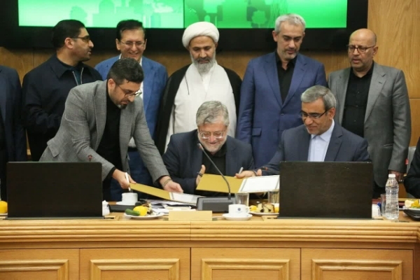 امضای تفاهمنامه اجرای سکوی شفافیت مالیاتی در خراسان رضوی