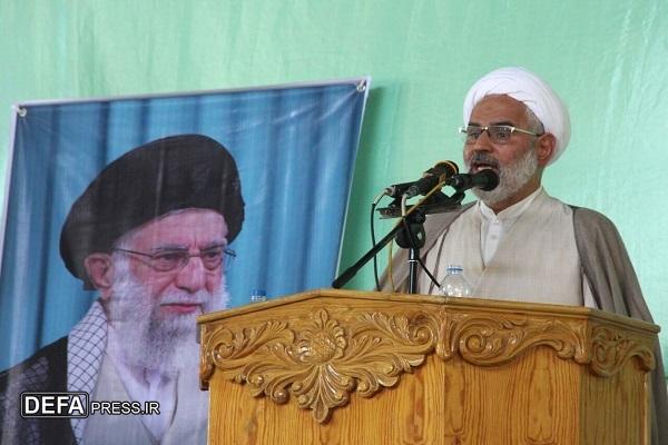 حجت الاسلام اسدی: ایران اسلامی برابر ظلم و ستم تسلیم نمیشود حجت الاسلام اسدی: ایران اسلامی برابر ظلم و ستم تسلیم نمیشود