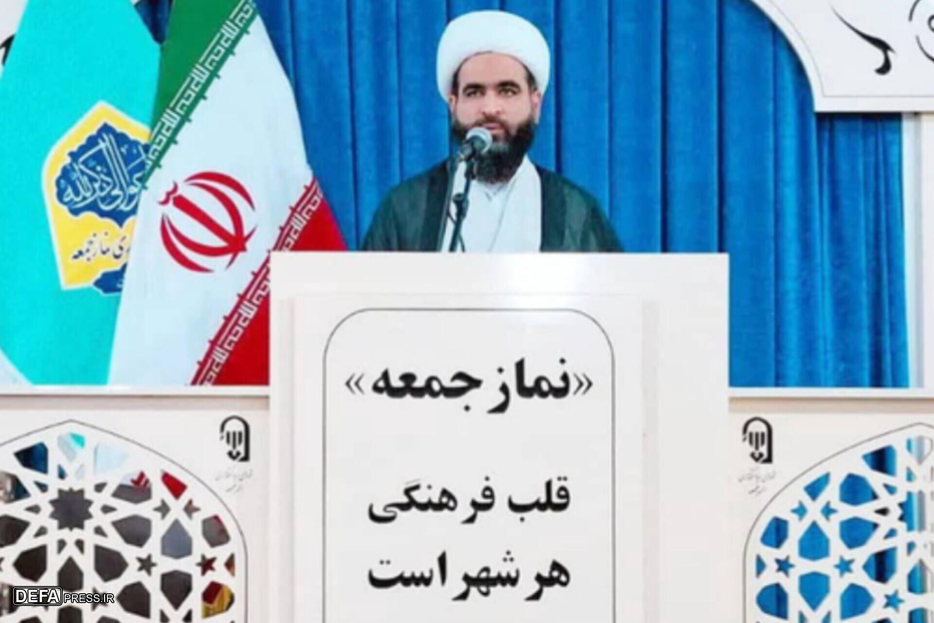 همه برای پاسداری از هویت ملی و دینی پای کار بیایند همه برای پاسداری از هویت ملی و دینی پای کار بیایند