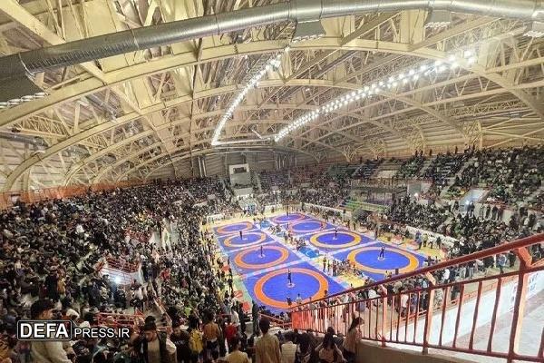 نخستین و بزرگترین فستیوال کشتی استان کردستان در سنندج برگزار شد