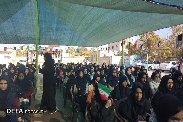 یادواره شهدا در دبیرستان دخترانه «فاطمه عطارنژاد» کرمان برگزار شد+تصاویر یادواره شهدا در دبیرستان دخترانه «فاطمه عطارنژاد» کرمان برگزار شد+تصاویر