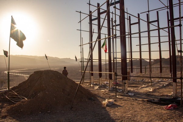 تصاویر/بازدید مدیرکل حفظ آثار استان یزد از روند عملیات اجرایی ساخت یادمان شهید گمنام شهرستان میبد