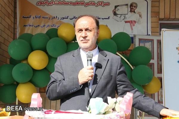 حاجیبابایی: گسترش کتابخوانی، آینده کشور را روشنتر میکند حاجیبابایی: گسترش کتابخوانی، آینده کشور را روشنتر میکند