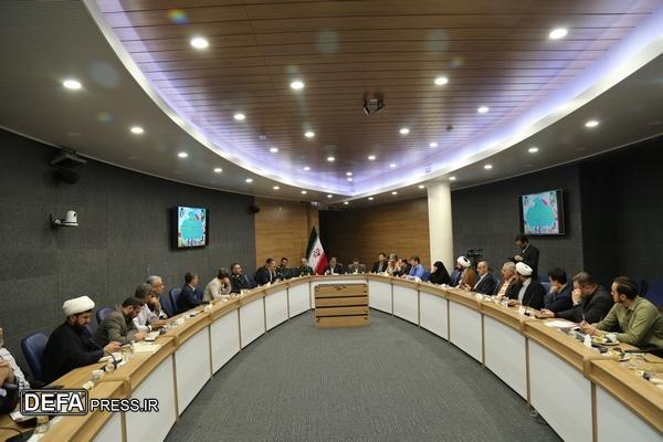 شهدا آیه های انقلاب هستند شهدا آیه های انقلاب هستند